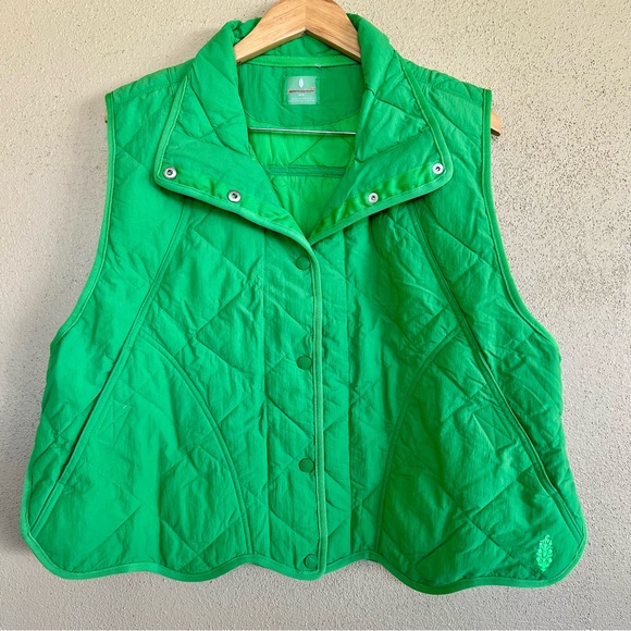 NWOT Free People Movement Quinn Quilted Puffer Vest - Sz Medium - Picture 4 of 8